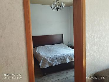 ev gülləri və adları: Hovlu həyət evi - Geniş, işıqlı salon: yelçəkən plan, dekorativ — 10