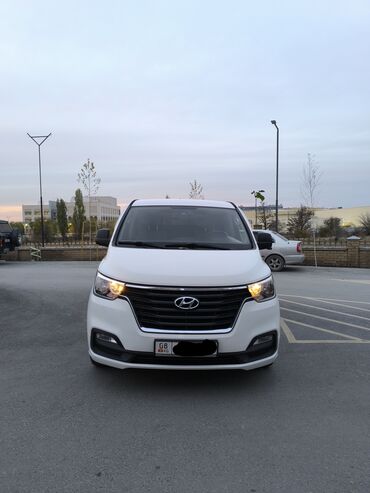 Hyundai: Hyundai H-1 (Grand Starex): 2018 г., 2.5 л, Автомат, Дизель, Минивэн