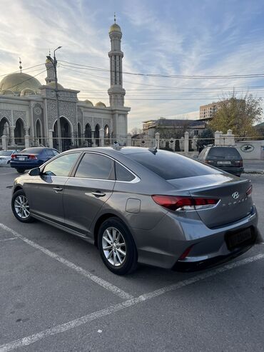 sonata бензин: Hyundai Sonata: 2018 г., 2.4 л, Типтроник, Бензин, Седан