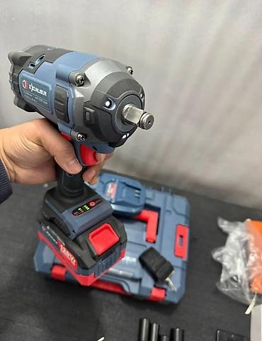 m8: Аккумуляторный ударный гайковерт Excalibur 128V Комплектация: - — 4
