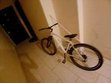 bmx gtr 334: Şəhər və off-road gəzintiləri üçün praktik velosiped - Rəng: ağ — 1