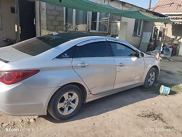 соната 2010 года: Hyundai Sonata: 2010 г., 2 л, Автомат, Газ, Седан — 1