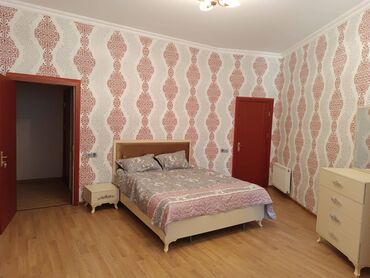 Uzunmüddətli kirayə mənzillər: Səbail rayonu, 20-ci Sahə, Su İdman Sarayının və Bayraq Meydanının — 4