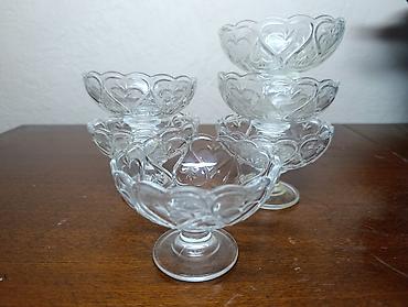 Наборы посуды: Набор посуды для сервировки стола Состав: - Чайный сервиз на фарфоре — 14