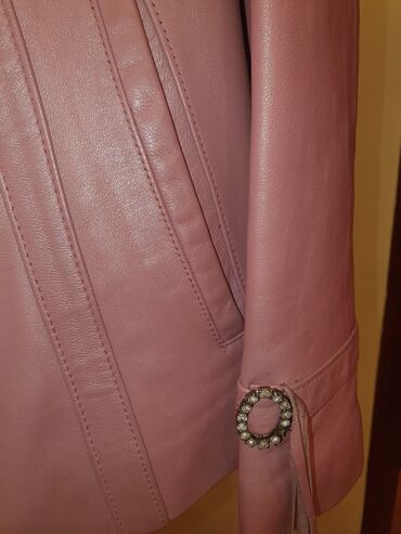 dəri geyim: Женская куртка цвет - Розовый