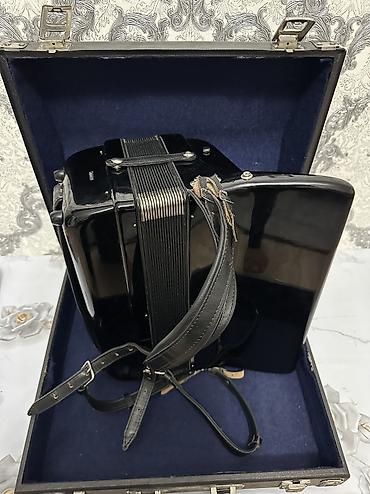 Аккордеоны: Продаю Германский Аккордеон Вельтмейстер каприз N Вельтмейстер at lalafo.kg — 5 Аккордеоны: Продаю Германский Аккордеон Вельтмейстер каприз N Вельтмейстер — 5