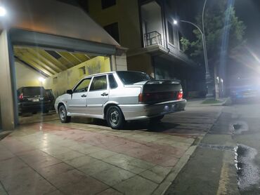 VAZ (LADA): VAZ (LADA) 2115 Samara: 1.6 l | 2004 il 215185 km Sedan — 4