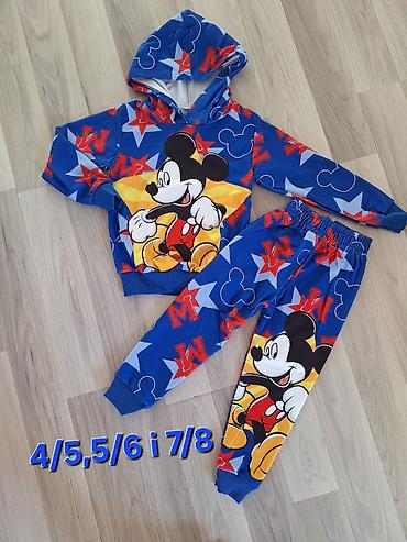 Dečiji komplet trenerke sa kapuljačom – Mickey Mouse Veličine : 4/5 na lalafo.rs Dečiji komplet trenerke sa kapuljačom – Mickey Mouse Veličine : 4/5
