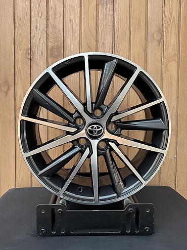 авто вит: Литые Диски R 17 Toyota, Комплект, отверстий - 5, Новый — 1