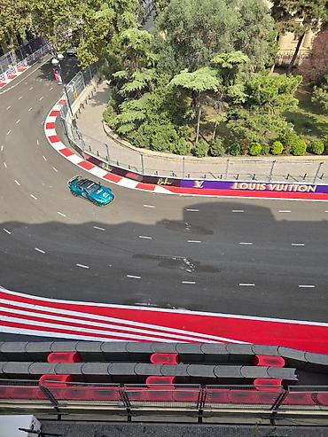 Günlük kirayə mənzillər: 2 otaqlı — 23