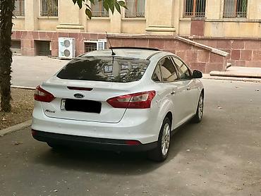 ford focus 2000: Ford Focus: 1.5 l | 2013 il 142523 km Sedan — 9