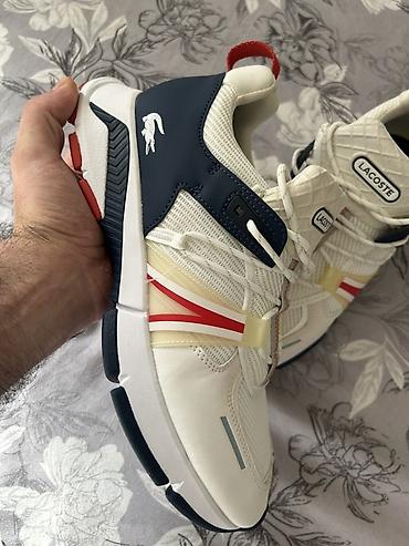 Lacoste kişi idman ayaqqabısı Model: Lacoste Ölçü: EUR 42 / UK 8 /