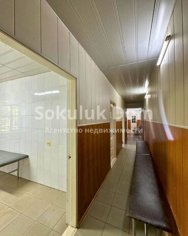 Офисы: Продаю Офис 174 м², 1 этаж — 9