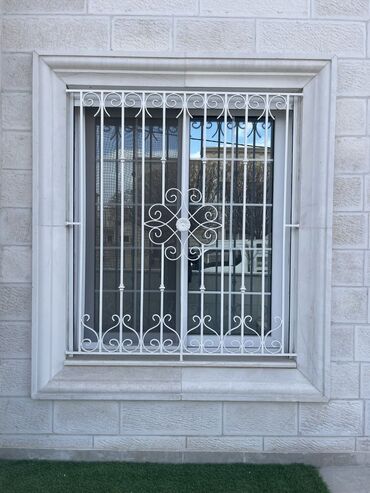 Barmaqlıqlar: Dəmir döymə pəncərə barmaqlıqları – dekorativ və təhlükəsiz həll - — 14