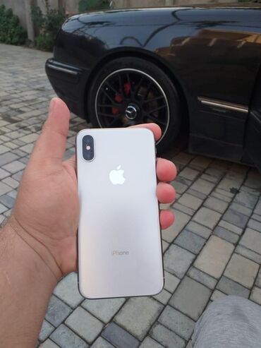 veshalka dlya bryuk i rubashek napolnaya: IPhone X, 64 ГБ, Белый