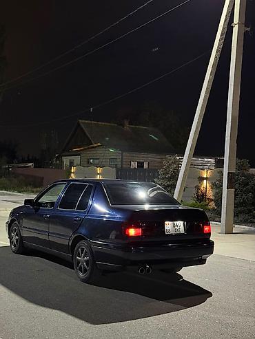 машина жыгули: Volkswagen Vento: 1999 г., 2 л, Кол менен иштөөчү, Бензин, Седан — 3