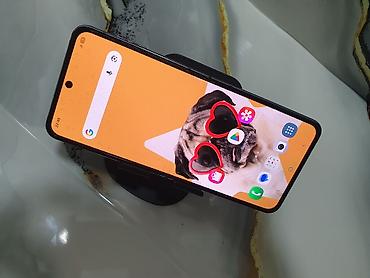 Уюлдук телефондор жана аксессуарлар: Samsung Galaxy Z Flip 4, Колдонулган, 256 ГБ, түсү - Кызгылт көк, 1 SIM, 2 SIM, eSIM — 3