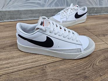 зеленые шузы: Мужские кроссовки, 41, Nike, Новый, цвет - Белый, Самовывоз — 1