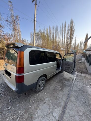 Honda: Honda Stepwgn: 2002 г., 2 л, Автомат, Бензин, Минивэн — 10