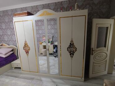 Односпальная кровать