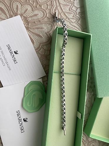 Bilərziklər: Swarovski tennis üzüklü bilərzik 500 manata alınıb - Brend: Swarovski — 9