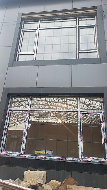 aluminium qapı pəncərə: Blok üçün Yeni Giriş qapısı Petlə ilə, Zəmanətli, Pulsuz quraşdırma, Ünvandan götürmə, Ödənişli çatdırılma, Rayonlara çatdırılma — 2