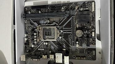 Техника и электроника: Материнская плата для ПК, Новый, Gigabyte, LGA1151 v2, Micro-ATX — 1