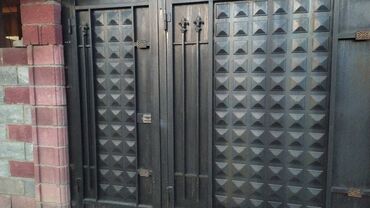 дом в село садовое: 100 м², 4 комнаты, Парковка, Забор, огорожен