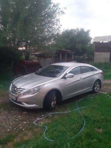 таета алфард: Hyundai Sonata: 2011 г., 2 л, Автомат, Газ