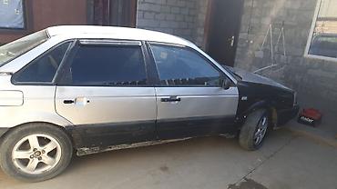Volkswagen Passat: 1989 г., 1.8 л, Механика, Бензин, Седан