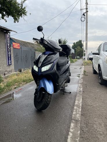 Скутеры: Скутер M8, 150 куб. см, Бензин, Б/у