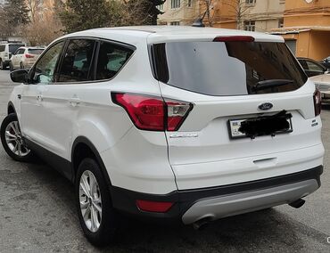 Ford: Ford Escape: 1.5 l | 2019 il 195400 km Ofrouder/SUV — 6