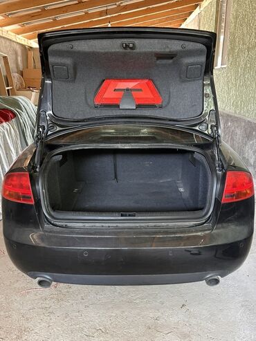 Audi: Audi A4: 2005 г., 2 л, Вариатор, Бензин, Седан — 3