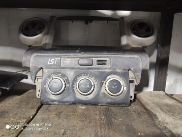 Дверные ручки: Зарчасти ручки тайота Мазда обшивка стоп фара ипсум Микра Ниссан Гайя — 10