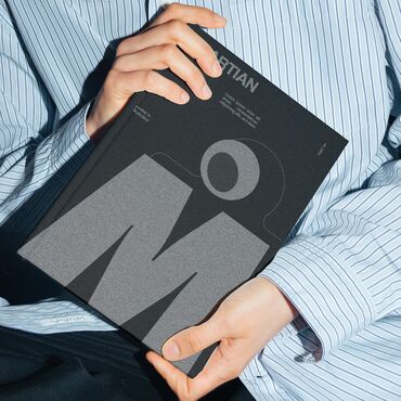 Графические дизайнеры: Графический дизайнер. 21 — 13