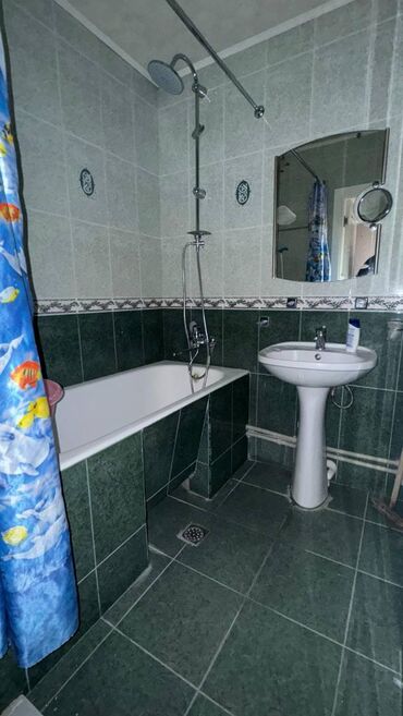 Köhnə tikili: Bakı, 4 otaqlı, Köhnə tikili, m. Elmlər Akademiyası, 108 kv. m -da lalafo.az — 26 Köhnə tikili: Bakı, 4 otaqlı, Köhnə tikili, m. Elmlər Akademiyası, 108 kv. m — 26