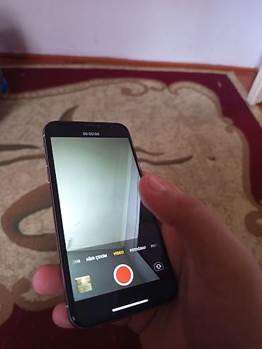 Apple iPhone: IPhone X, 64 GB, Ağ, Face ID — 2