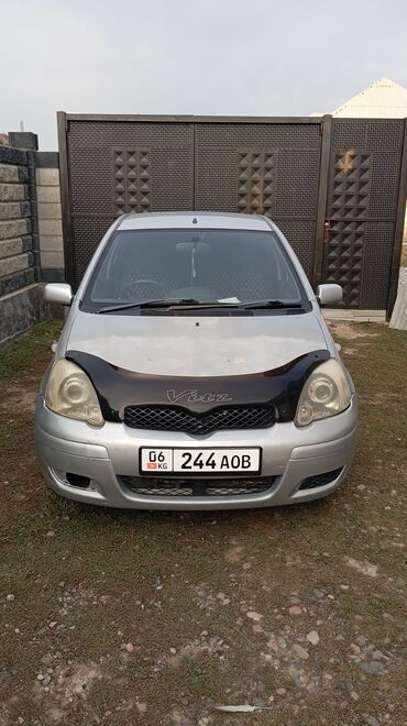 электронный машине: Toyota Vitz: 2002 г., 0.1 л, Автомат, Бензин, Хэтчбэк