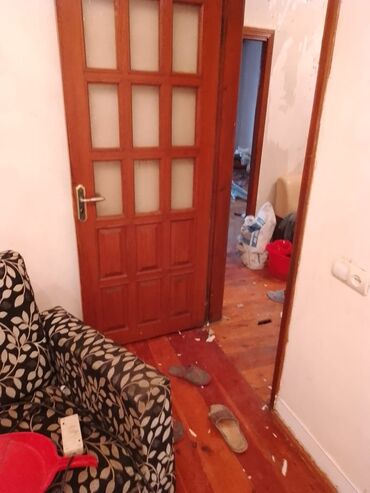 qaplar ev: 50 AZN,3 ədəd qapı otag,demontaj,karobkaynan bir yerde 2metr 10