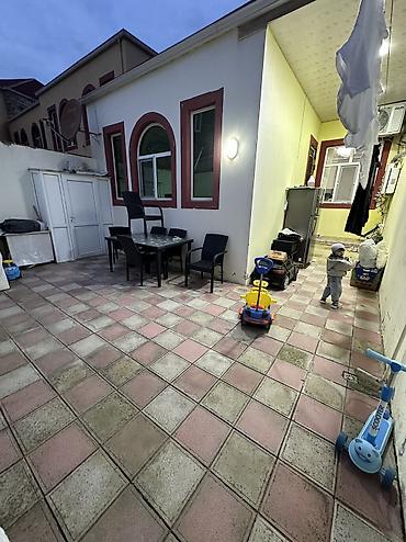 babekde satilan bina evleri: Xirdalanda 4 otaq Cixariş kupca 1 maşin heyeti AAF PARKA 7 deqelik — 9