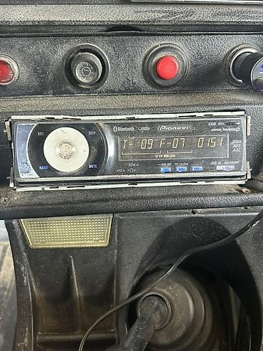 maqintafon kalonkalari: Pioneer avtomobil audio dəsti - Başlıq (maqnitola): Pioneer, ön — 1