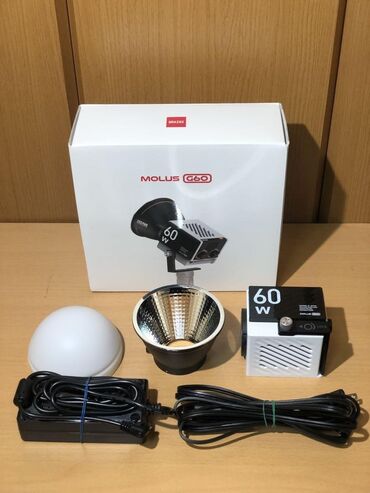 led лампа авто: Видео свет,ZHIYUN Molus G60,Двухцветный видеосвет, 300 г, портативный