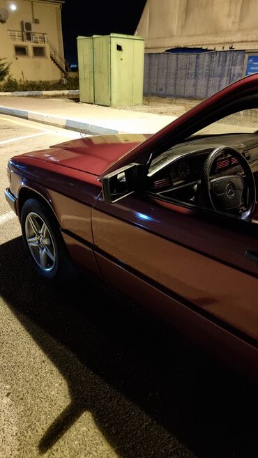 Mercedes-Benz: Mercedes-Benz 190: 2 l | 1993 il Sedan — 9