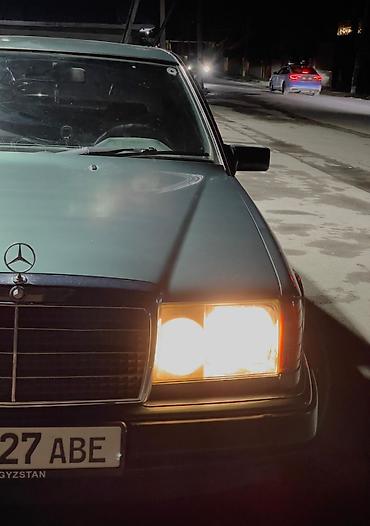 Mercedes-Benz: Mercedes-Benz W124: 1992 г., 2.3 л, Механика, Бензин, Седан — 4