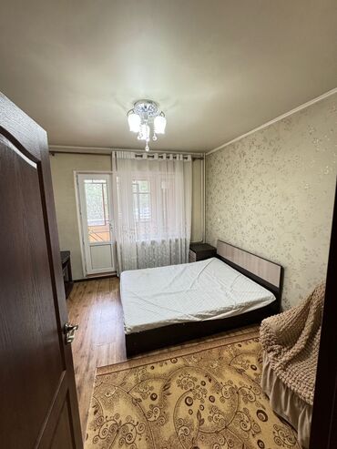 снять студию долгосрочно: 15 м², С мебелью