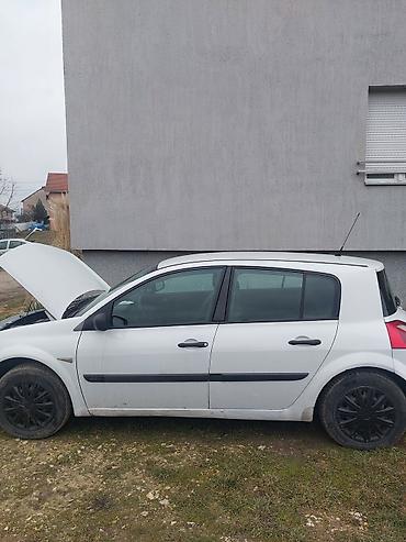 Renault Mégane II, bele boje, hečbek sa 5 vrata. Pogonsko rešenje sa at lalafo.rs — 5 Renault Mégane II, bele boje, hečbek sa 5 vrata. Pogonsko rešenje sa — 5