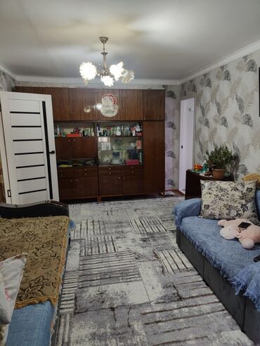 Долгосрочная аренда квартир: 3 комнаты, С мебелью полностью — 5