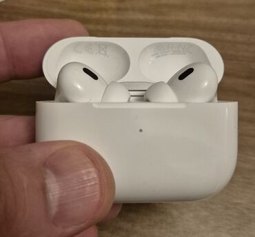 airpods ucuz qiymete: İşlənmiş Simsiz (Bluetooth) Qulaqcıqlar, Apple, rəng - Ağ