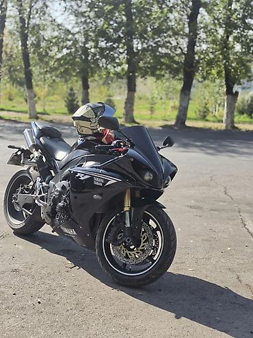 Спортбайк Yamaha, 1000 куб. см, Бензин, Взрослый, Б/у