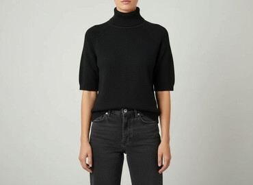 Swetry: Sweter damski, rozmiar S